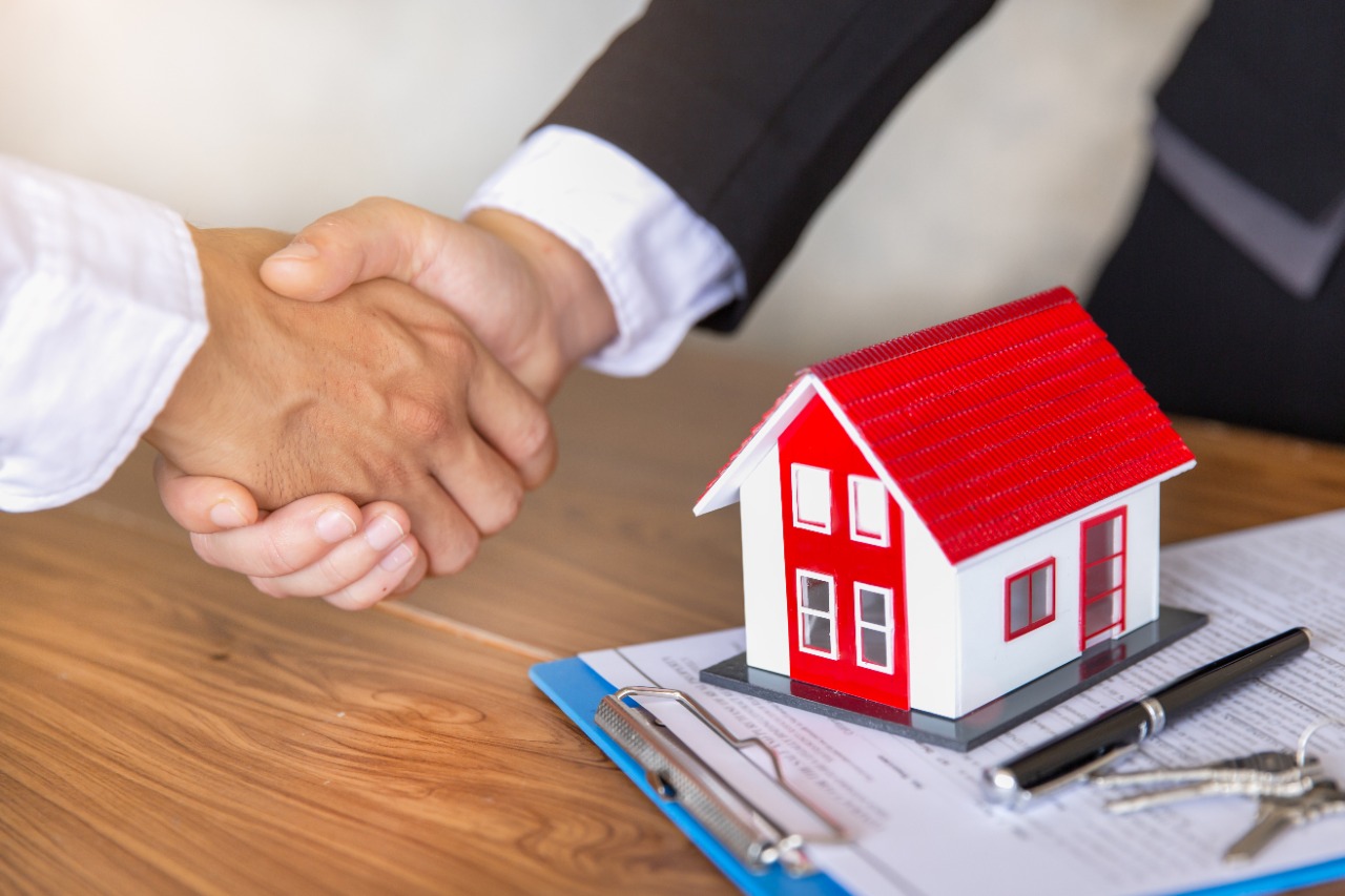 Empowering Buyers and Sellers: The Impact of Real Estate Agencies